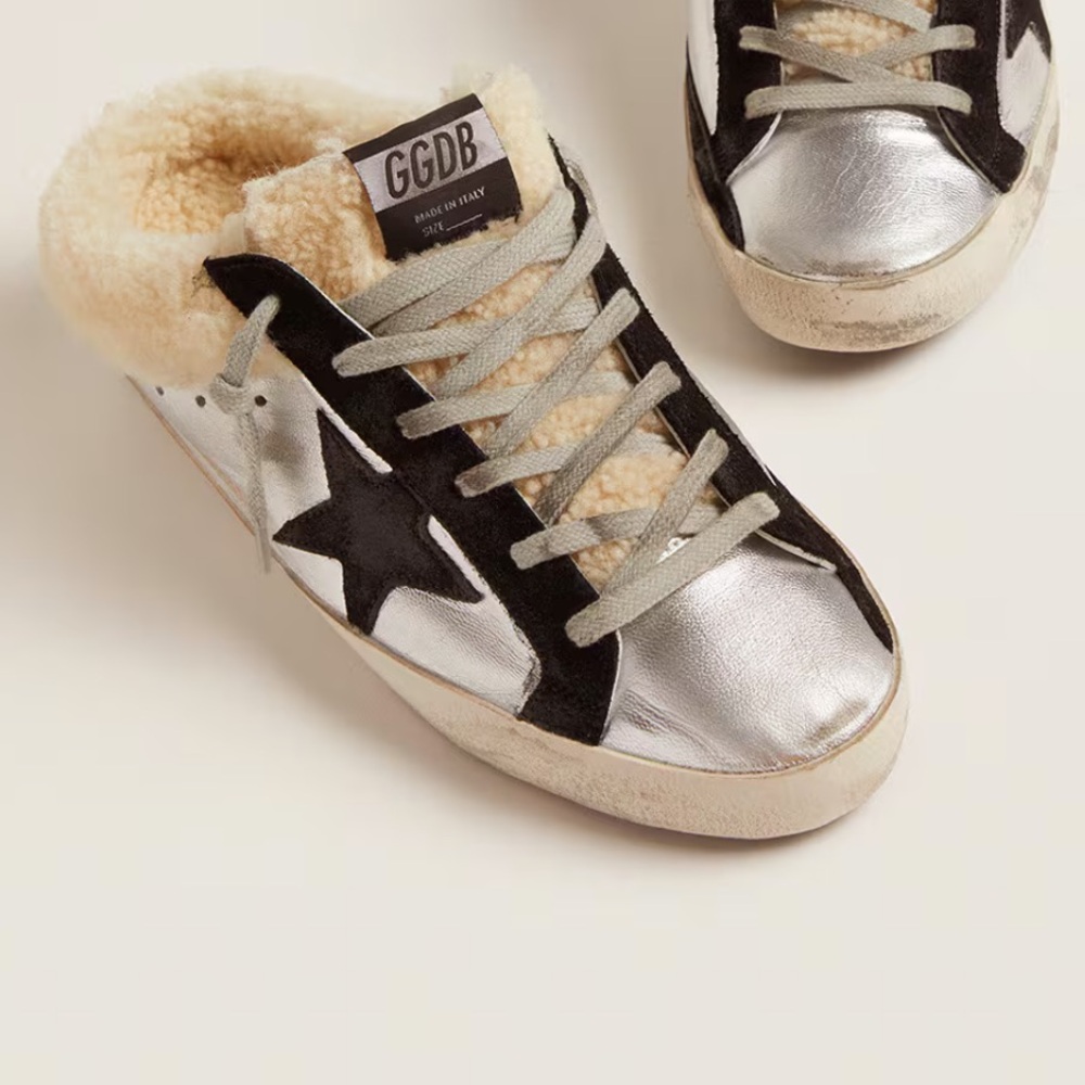 Golden Goose Super-Star Sabot in silver laminated leather with black star